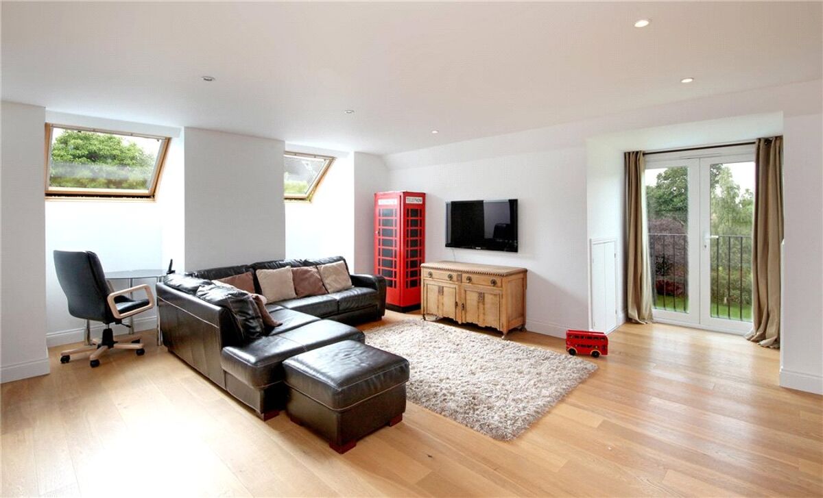 house for sale in Burgess Wood Road South, Beaconsfield, HP9