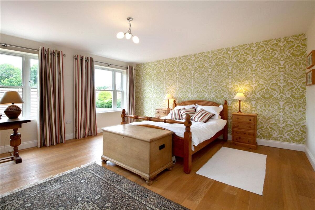 house for sale in Burgess Wood Road South, Beaconsfield, HP9