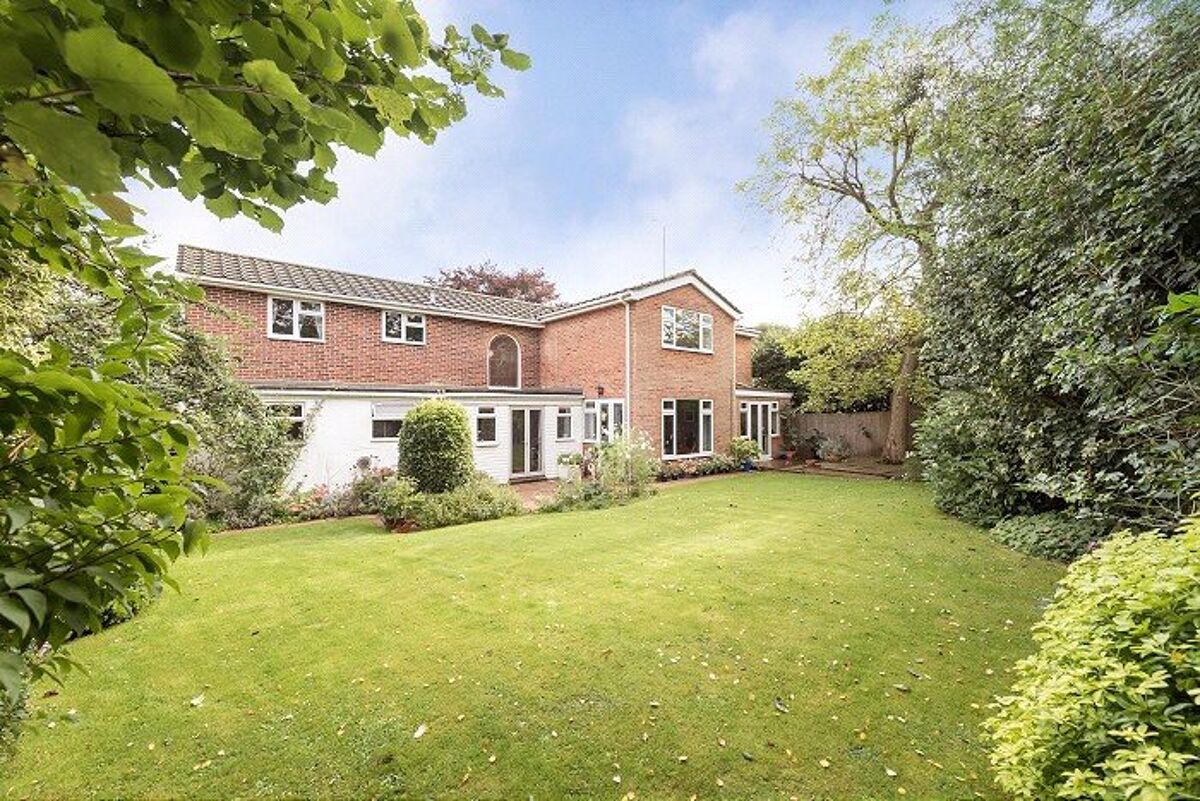 house for sale in Hawthorn Place, Penn, High Buckinghamshire