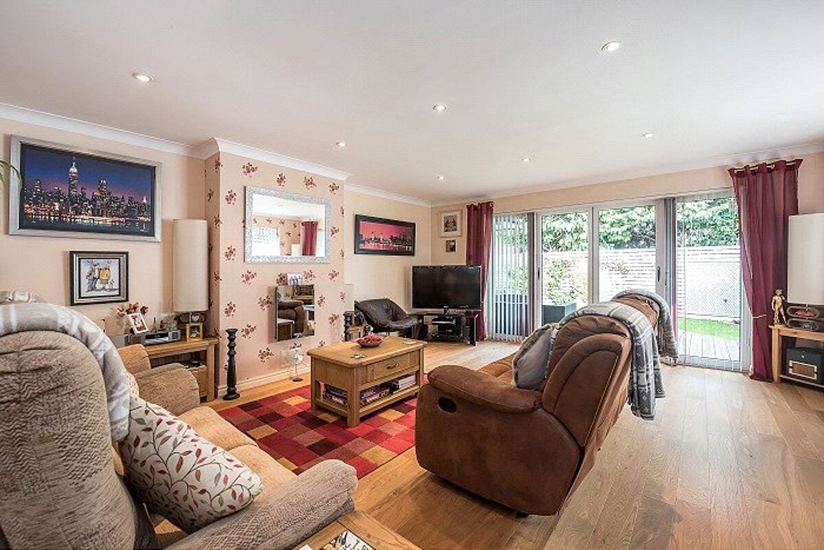 house for sale in Slough Road, Iver, SL0 BCN170285 Knight Frank