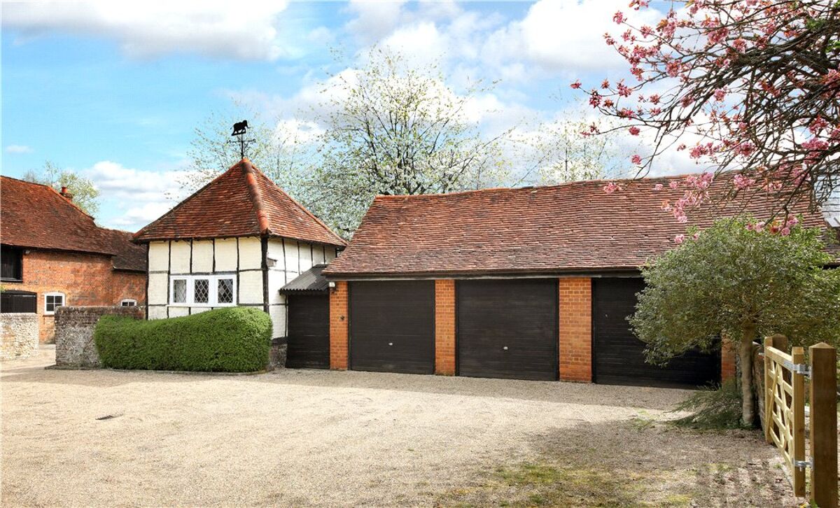 house for sale in Rignall Road, Great Missenden, Buckinghamshire, HP16