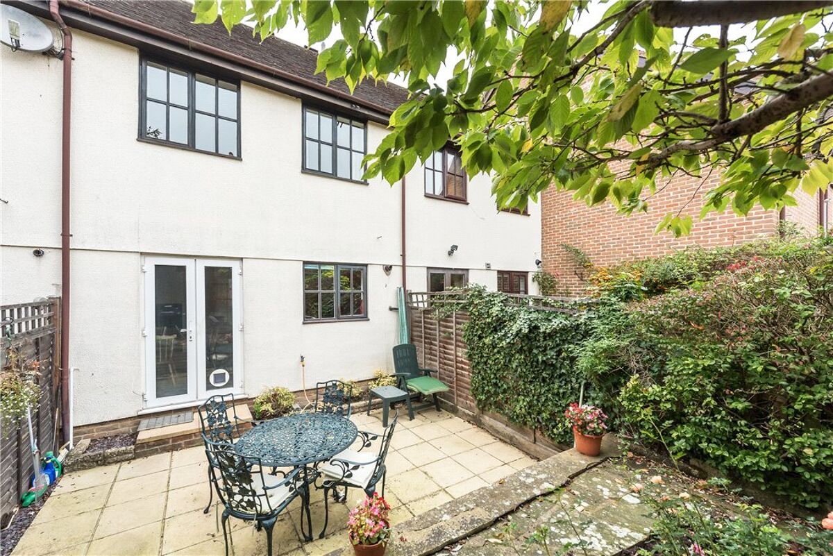 house for sale in Old Town Close, Beaconsfield, HP9 BCN180350