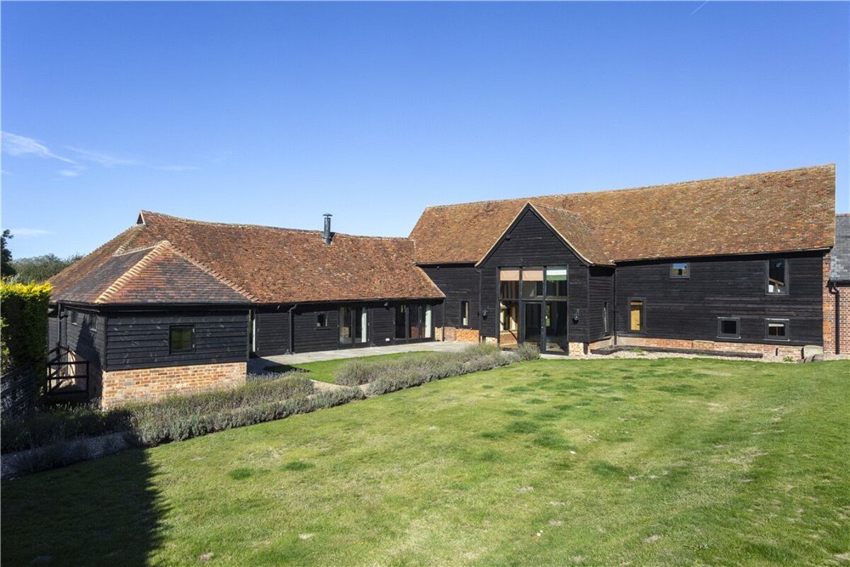 house for sale in Ashley Green, Buckinghamshire, HP5 BCN180367 Knight Frank