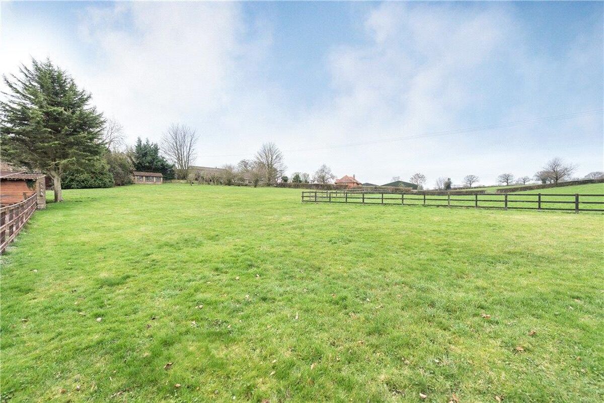 house for sale in Windmill Lane, Widmer End, High