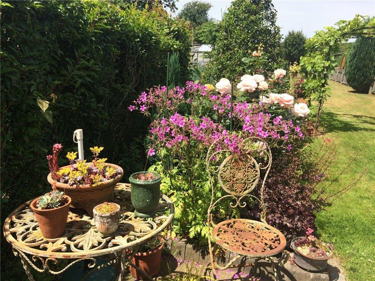 house for sale in Little Twye Cottages, Little Twye Road, Buckland