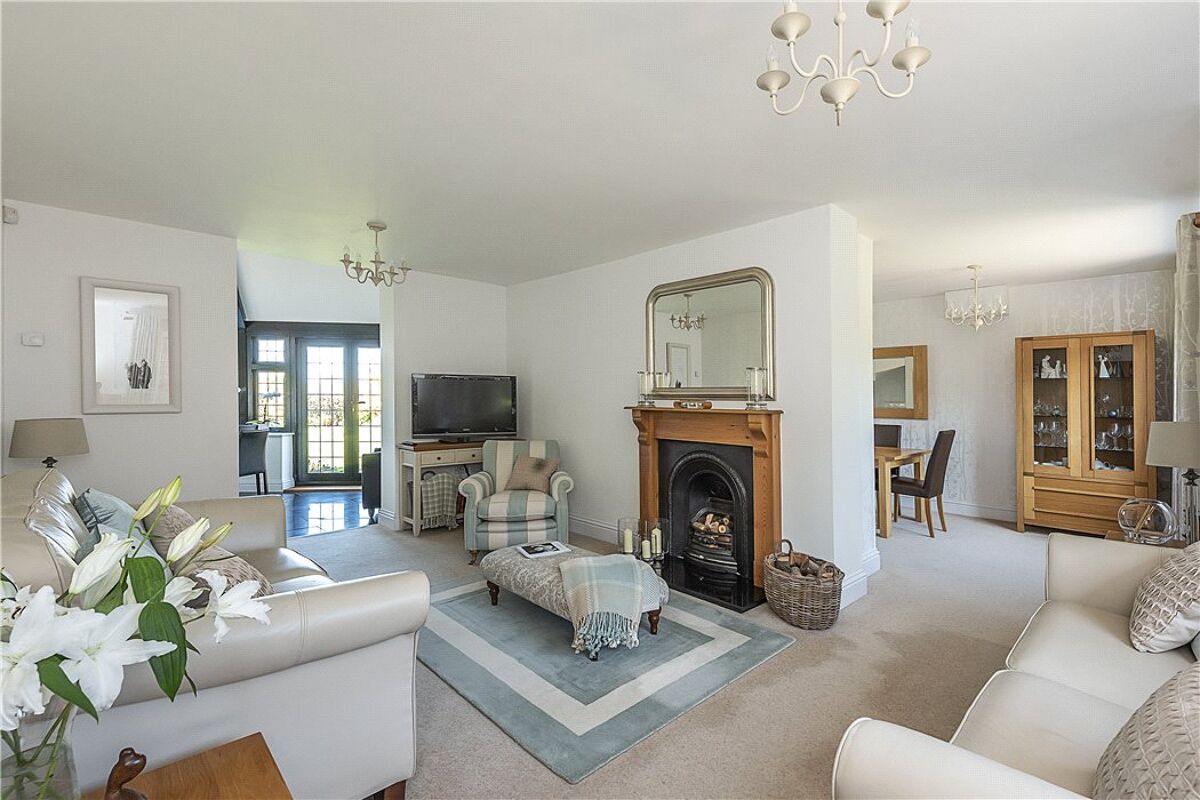 house for sale in Hunters Way, Aston Abbotts, Aylesbury, HP22