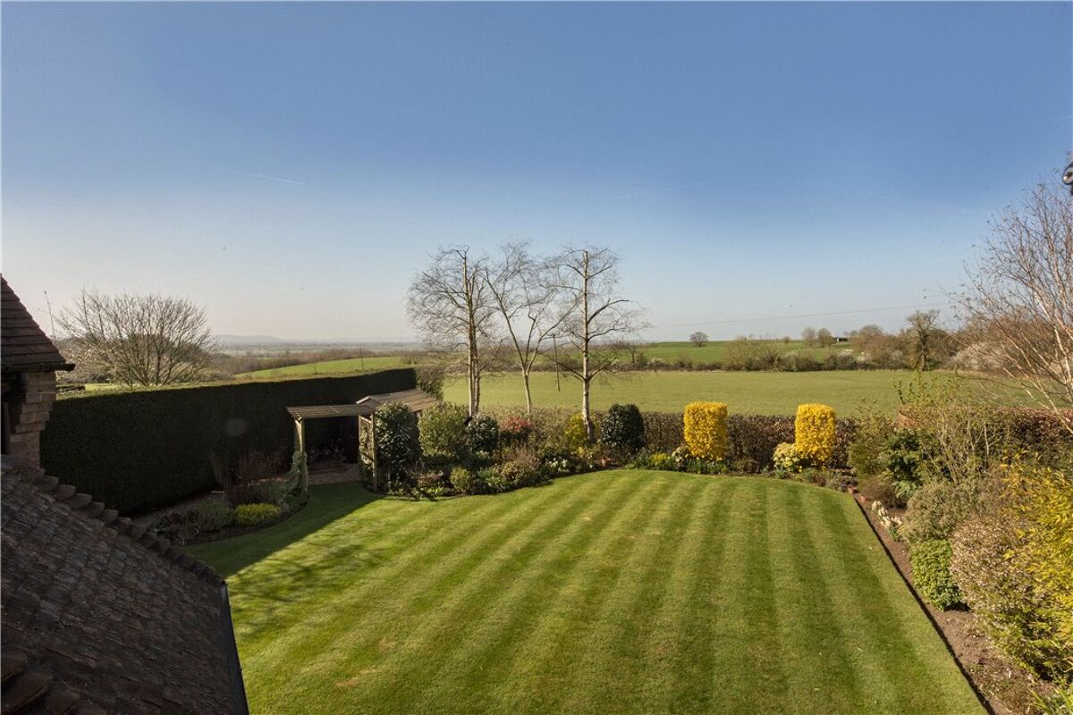 house for sale in Hunters Way, Aston Abbotts, Aylesbury, HP22