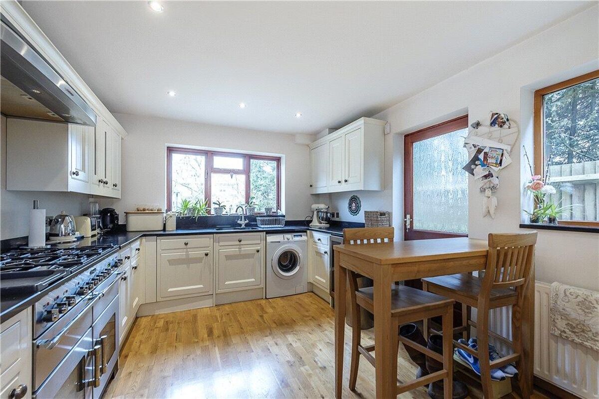 house for sale in Amersham Road, Hazlemere, High