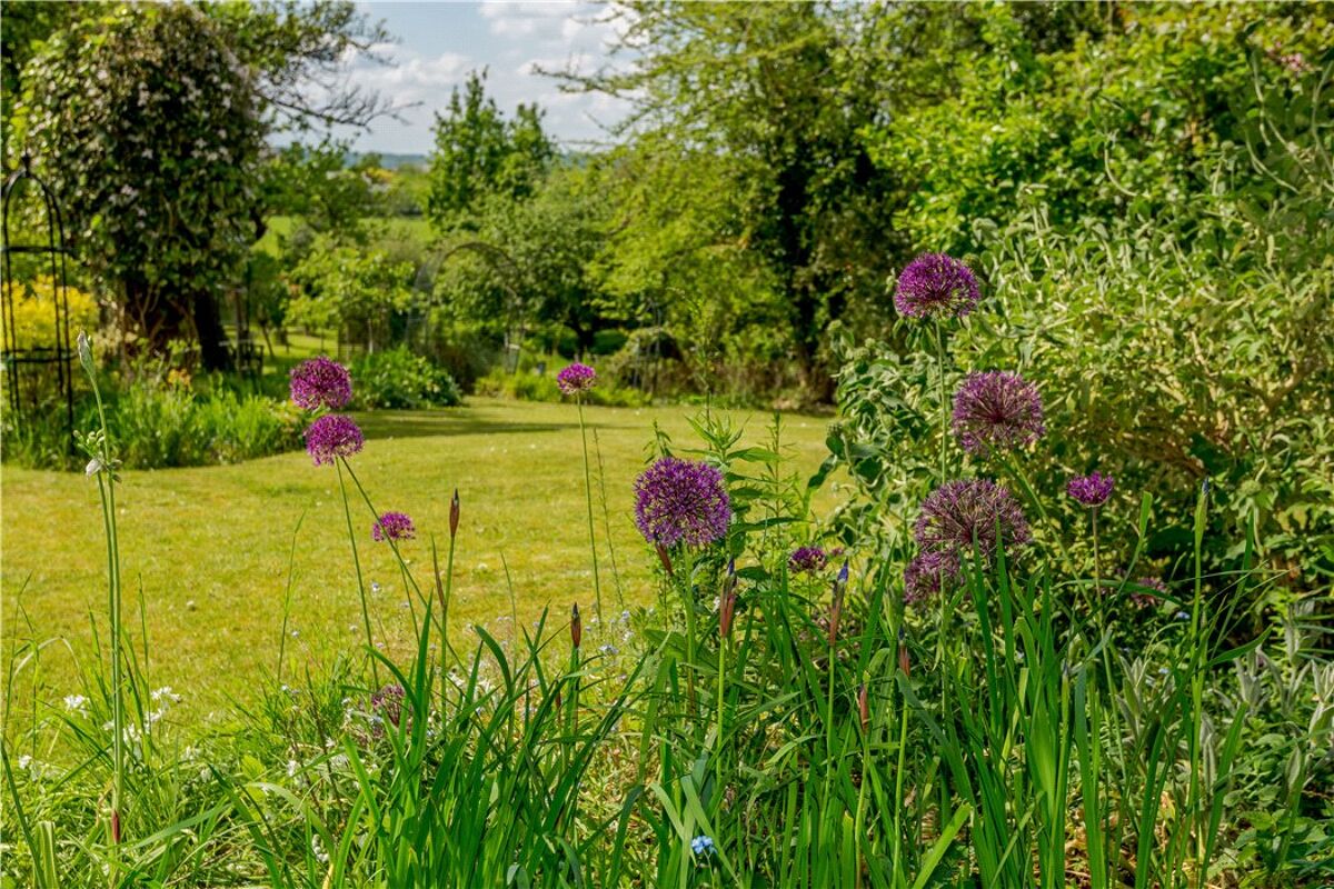 bungalow for sale in Hawks Hill, Bourne End, Buckinghamshire, SL8
