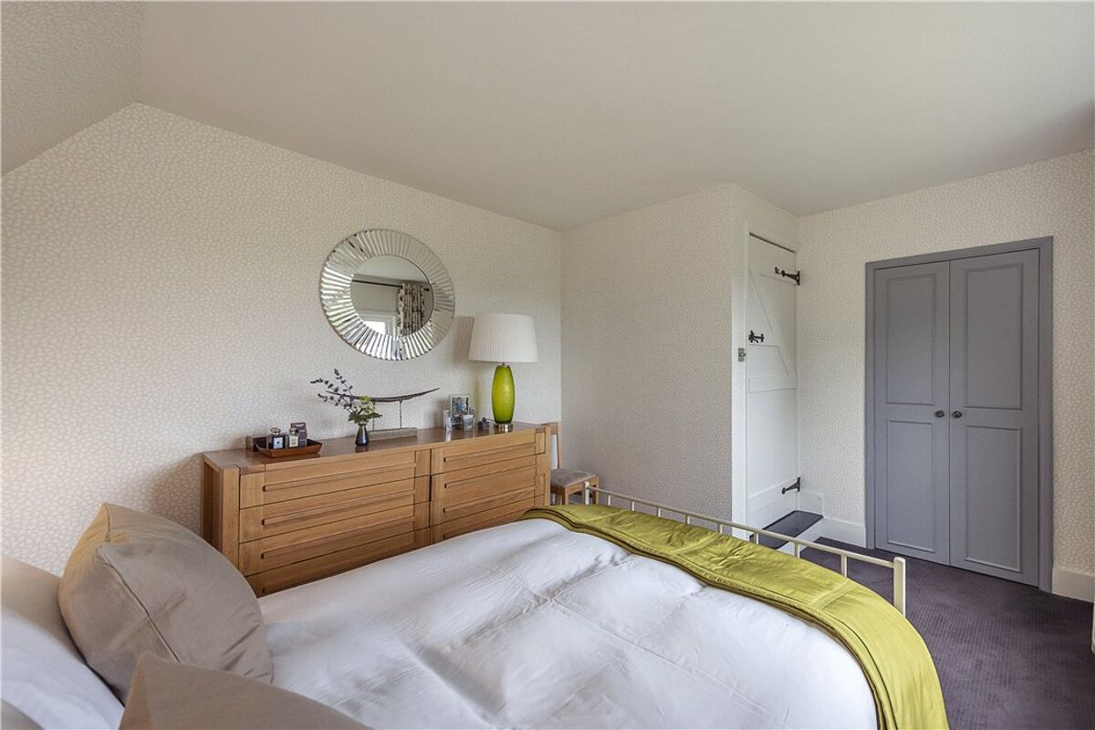 house for sale in Ellesborough Road, Butlers Cross, Buckinghamshire, HP17 BCN190141 Knight Frank