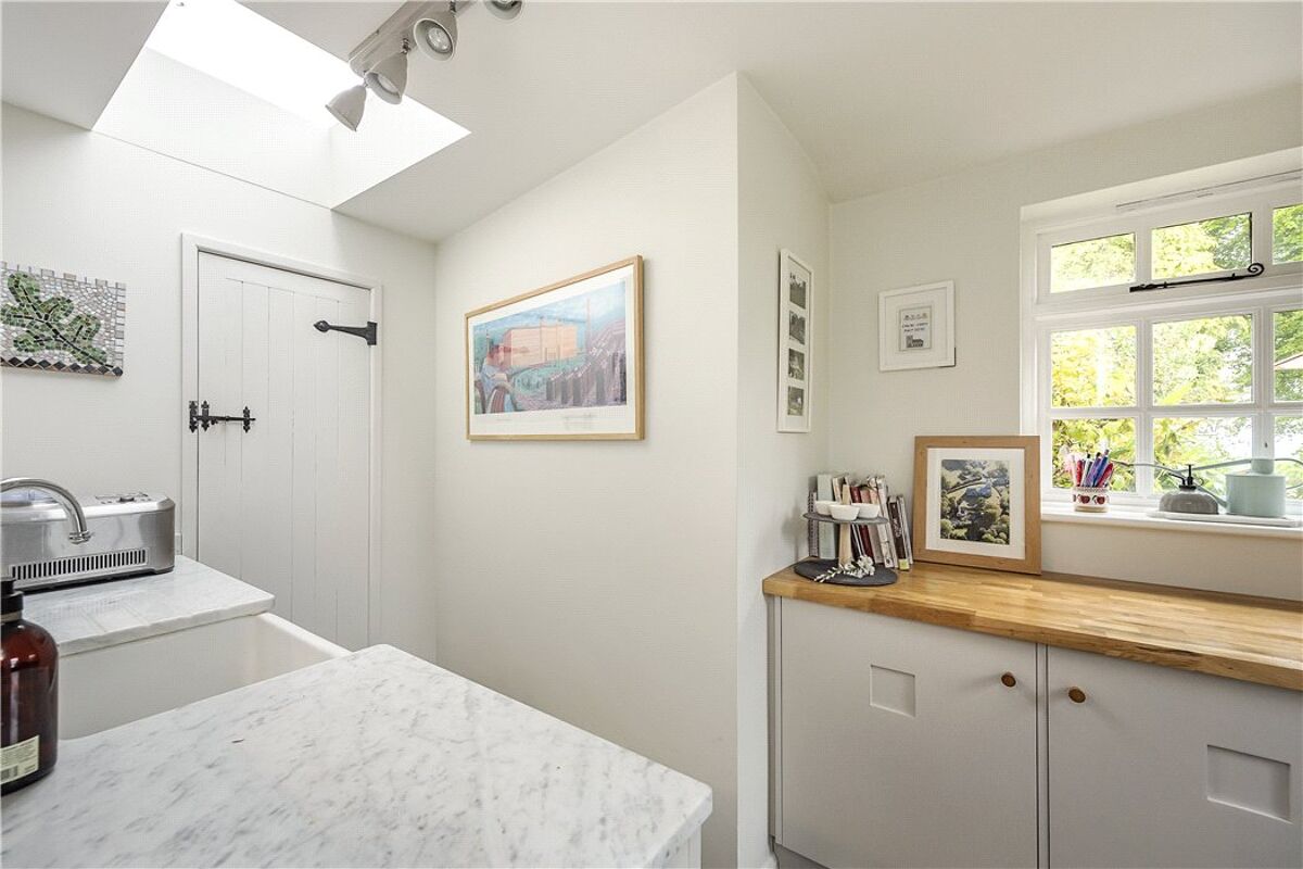 house for sale in Ellesborough Road, Butlers Cross, Buckinghamshire, HP17 BCN190141 Knight Frank