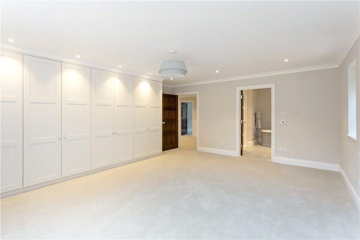 house for sale in Long Lane, Bovingdon, Hemel Hempstead, Hertfordshire