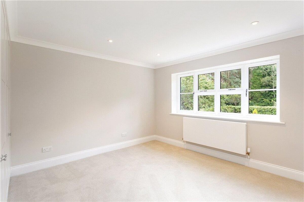 house for sale in Long Lane, Bovingdon, Hemel Hempstead, Hertfordshire