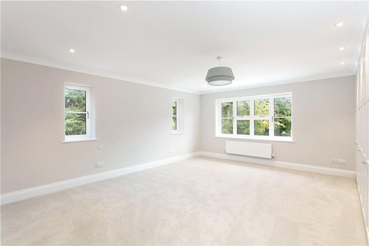 house for sale in Long Lane, Bovingdon, Hemel Hempstead, Hertfordshire