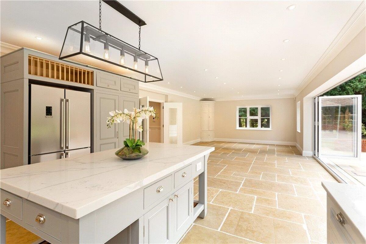 house for sale in Long Lane, Bovingdon, Hemel Hempstead, Hertfordshire