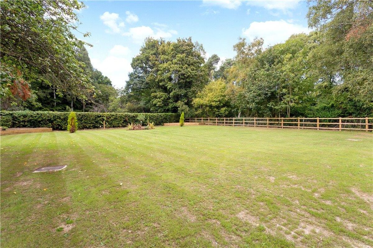 house for sale in Long Lane, Bovingdon, Hemel Hempstead, Hertfordshire