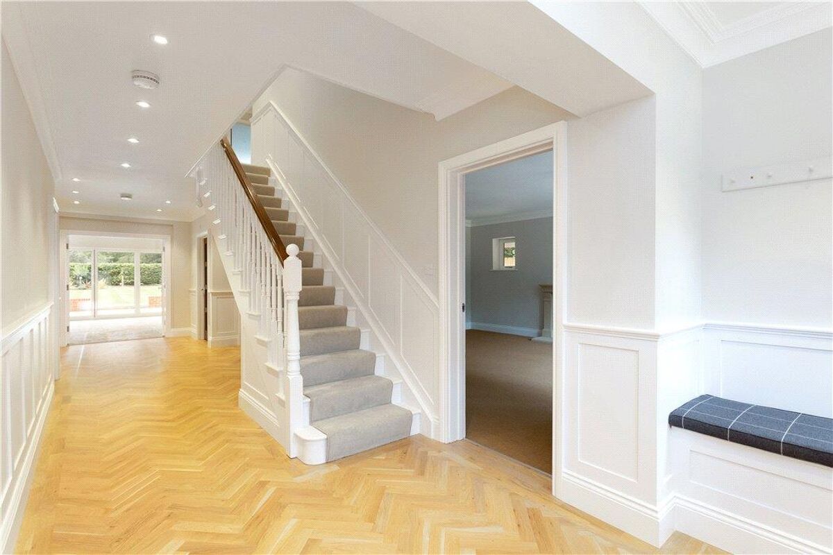 house for sale in Long Lane, Bovingdon, Hemel Hempstead, Hertfordshire