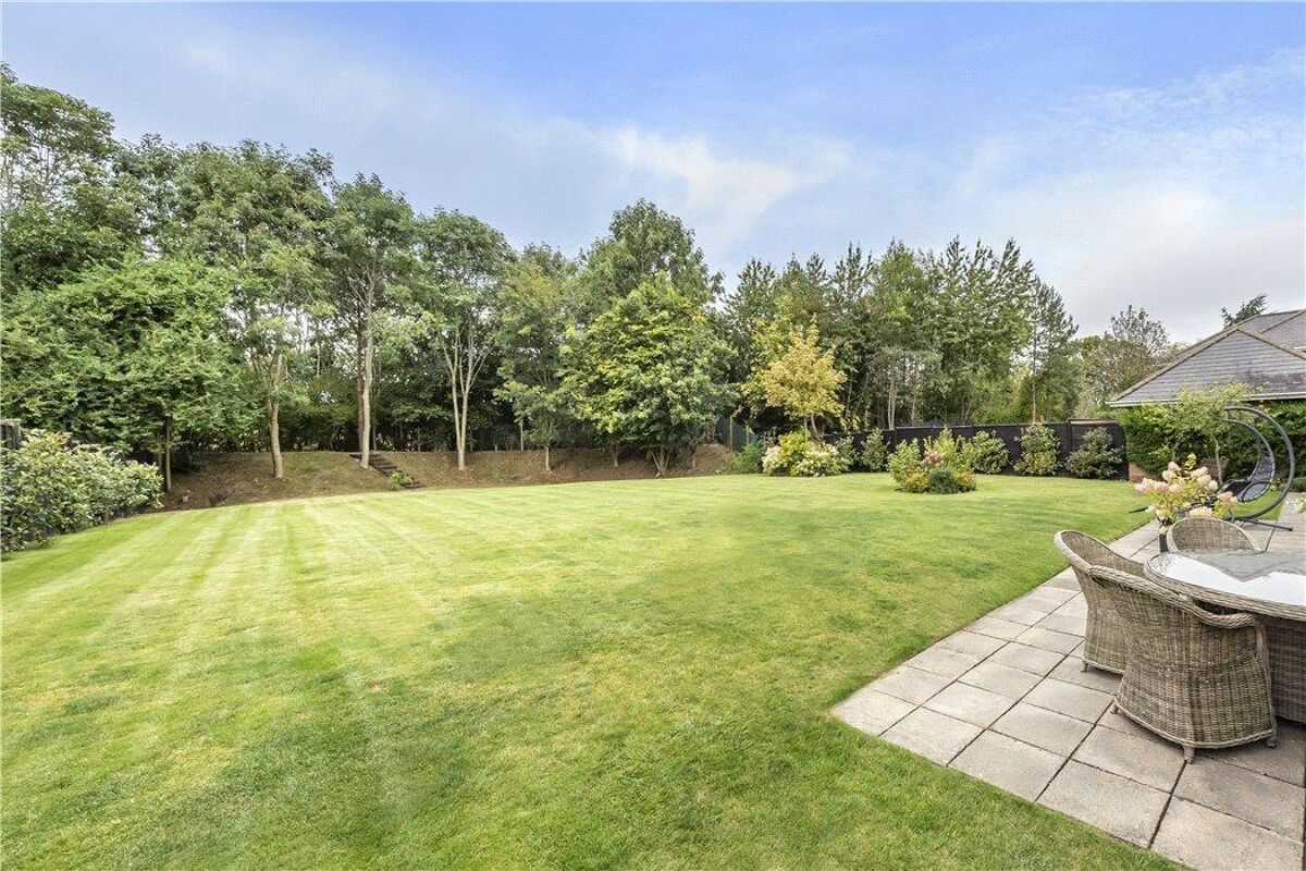 house for sale in Hockeridge View, Oakwood, Berkhamsted, Hertfordshire
