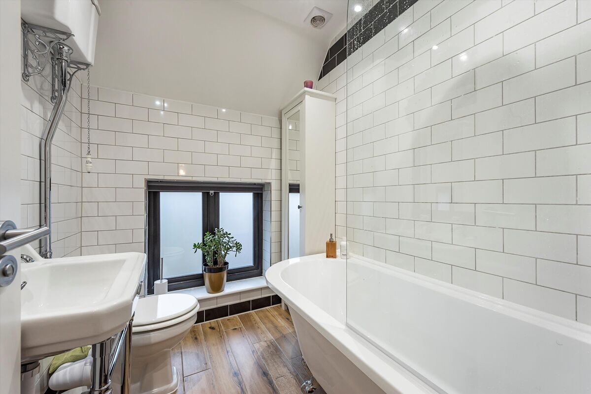 house for sale in Little Dudswell, Dudswell Lane, Berkhamsted, HP4