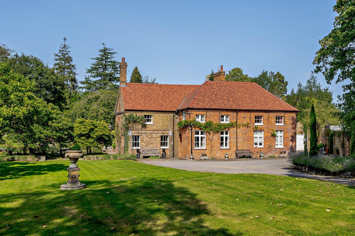 house for sale in Swan Lane, Iver, Buckinghamshire, SL0 BCN200001