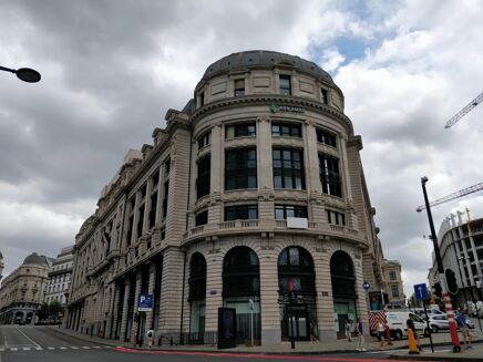 Picture of 155 - 2 752 m² Bureau for rent.