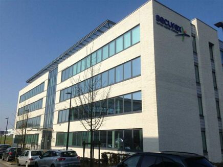 Picture of 340 - 750 m² Bureau for rent.