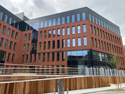 Picture of Office ZUIDPOORT - GEBOUW G, for rent.