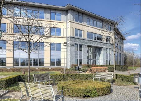 Picture of 216 - 649 sqm Office ASTRA GARDENS, for rent.