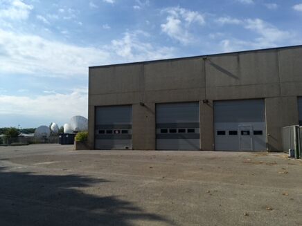 Picture of 1 748 m² Industriel for rent.
