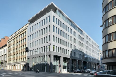 Picture of 340 - 456 sqm Office for rent.