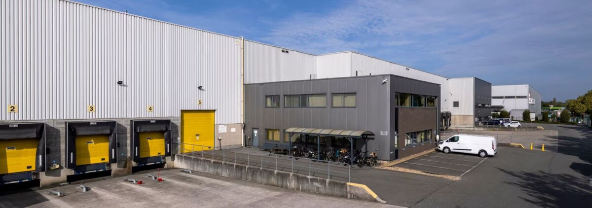 Industrial to rent in MECHELEN LOGISTICS CENTRE, Egide Walschaertstraat ...