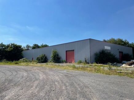 Picture of 2 000 m² Industriel for rent.