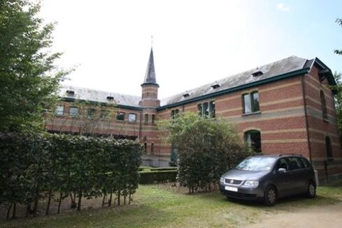 Picture of 600 sqm Office for rent.