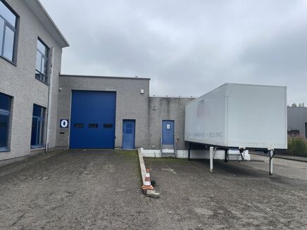 Picture of 780 - 1,060 sqm Industrial for rent.