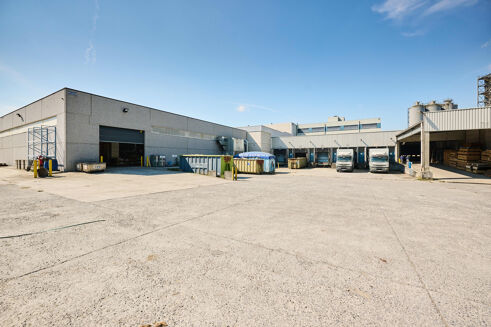 Picture of 9,780 sqm Industrial for rent.