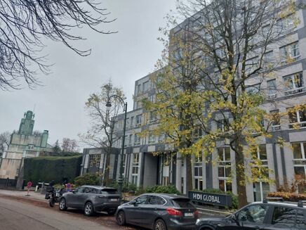 Picture of 390 m² Bureau GERLING HOUSE, for rent.