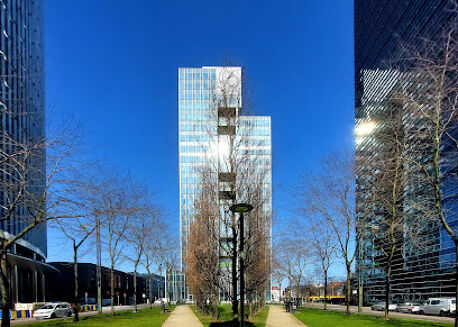 Picture of 318 - 4 897 m² Bureau ZENITH , for rent.
