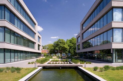 Picture of 244 - 3,095 sqm Office STEPHENSON PLAZA , for rent.