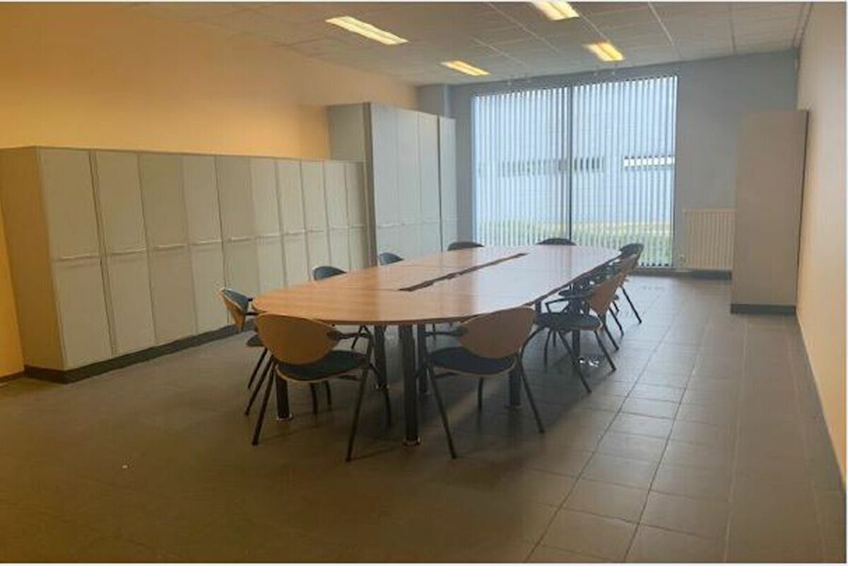 Office to rent in Rue de Namur 101 6041 GOSSELIES BEBLG8761