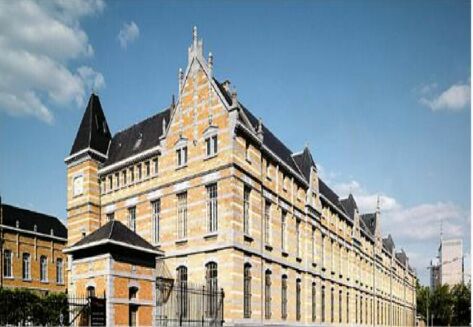 Picture of 2 200 - 6 600 m² Bureau HOTEL DES DOUANES OFFICE, for rent.