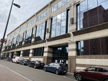 Picture of 350 - 2,204 sqm Office VITAL, for rent.