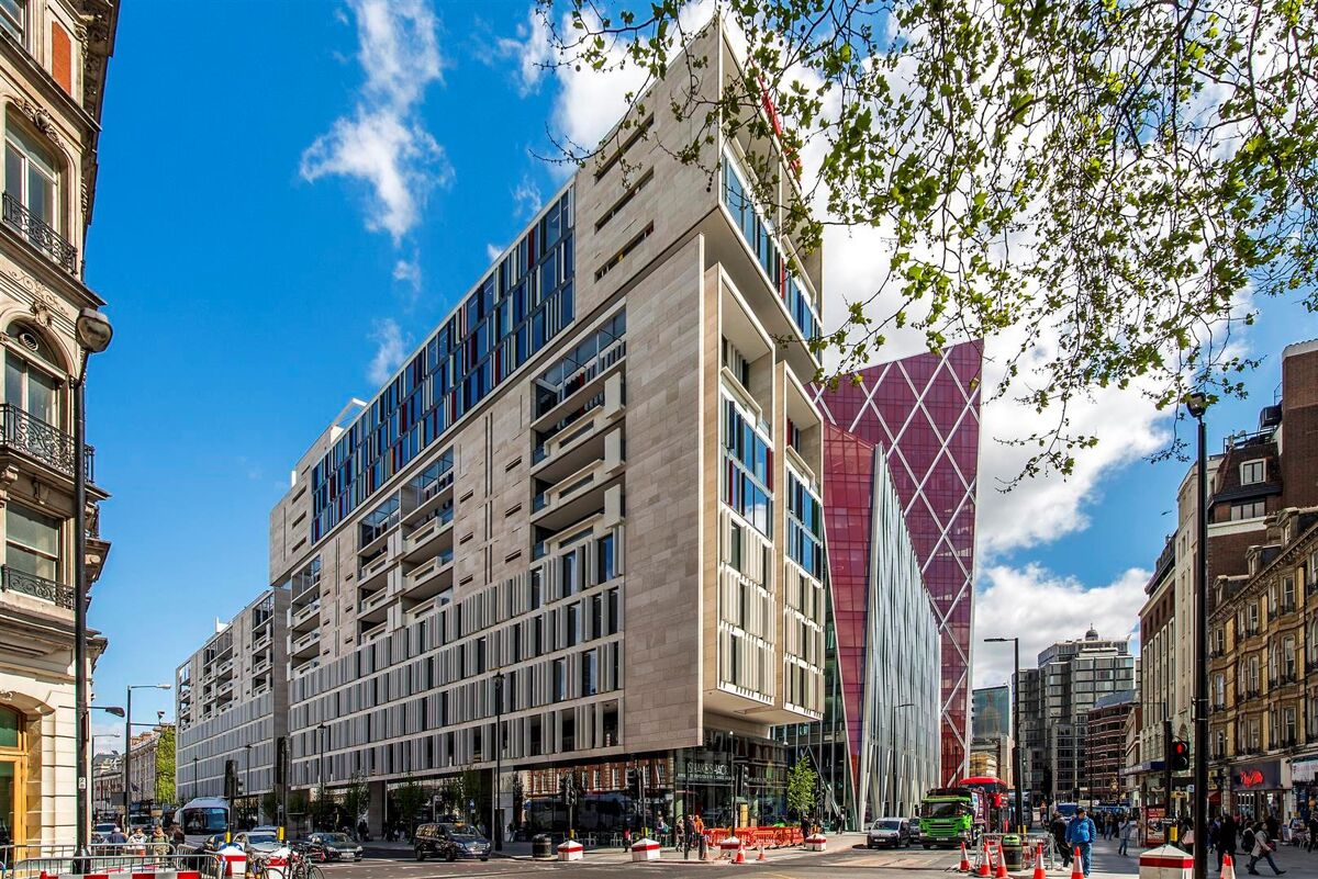 Flat to rent in The Nova Building, Buckingham Palace Road, Victoria