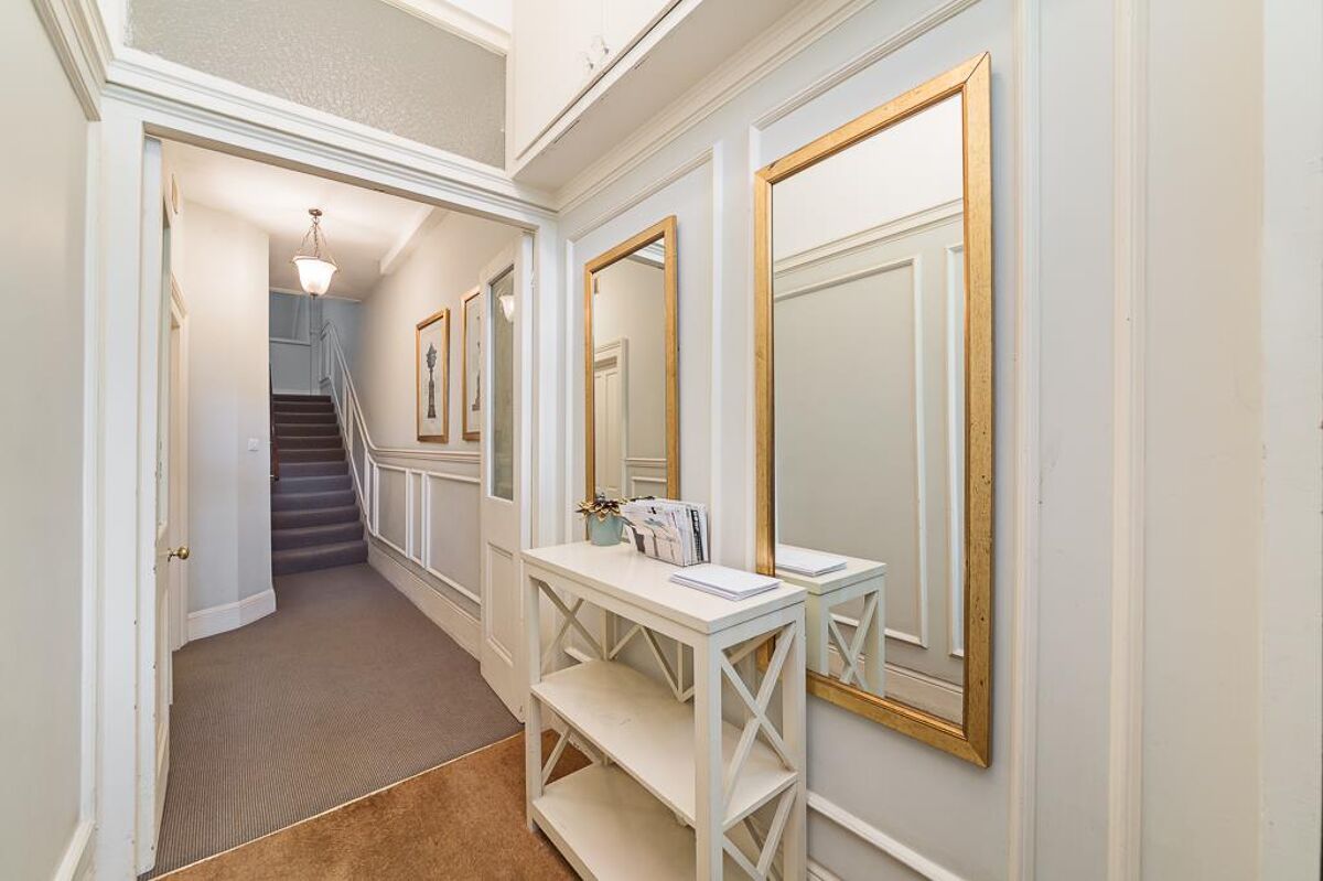 flat to rent in Eccleston Square, Pimlico, London, SW1V BEQ012085767