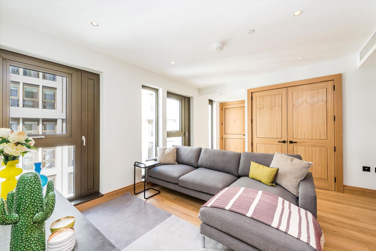 flat to rent in Cleland House, 32 John Islip Street, Westminster