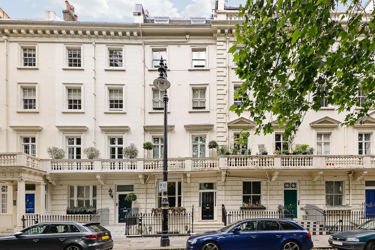 flat to rent in 6 Eccleston Square, Pimlico, London, SW1V