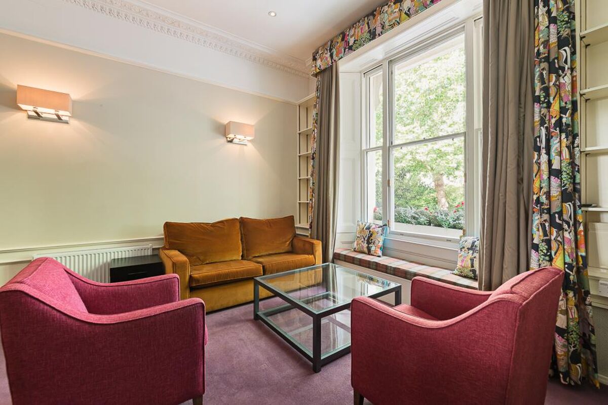 flat to rent in 6 Eccleston Square, Pimlico, London, SW1V