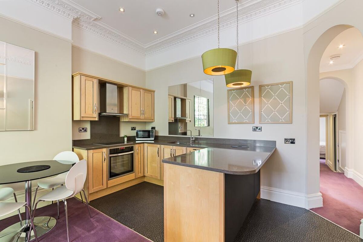 flat to rent in 6 Eccleston Square, Pimlico, London, SW1V