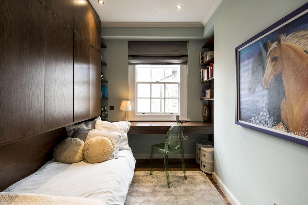 flat to rent in Ashley Gardens, Emery Hill Street, Westminster, London