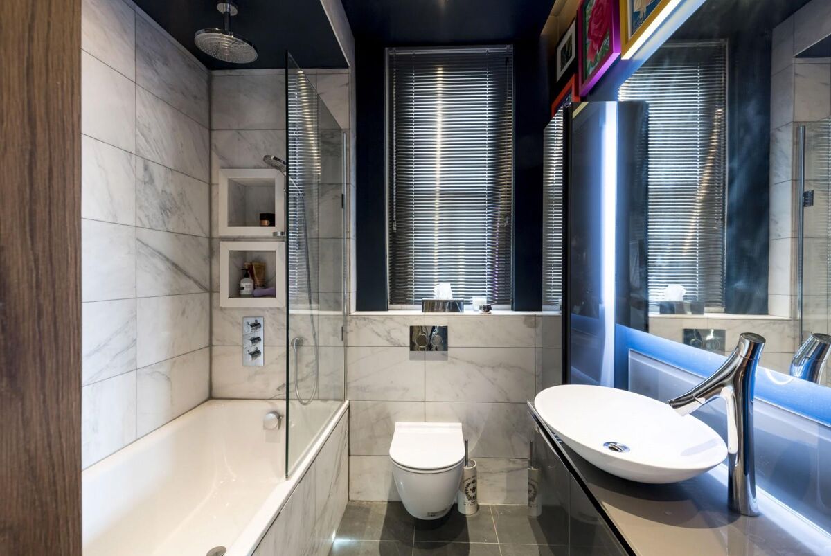 flat to rent in Ashley Gardens, Emery Hill Street, Westminster, London