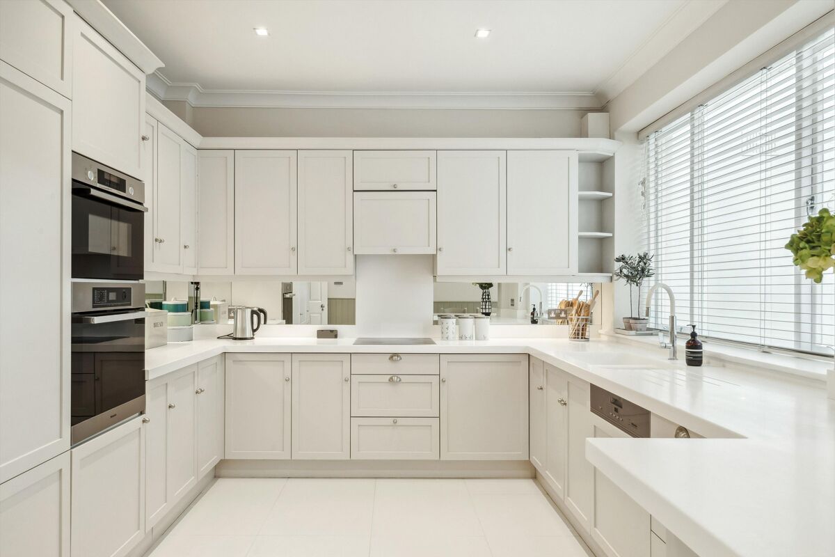 house to rent in Wilton Place, London, SW1X BEQ012476711 Knight Frank